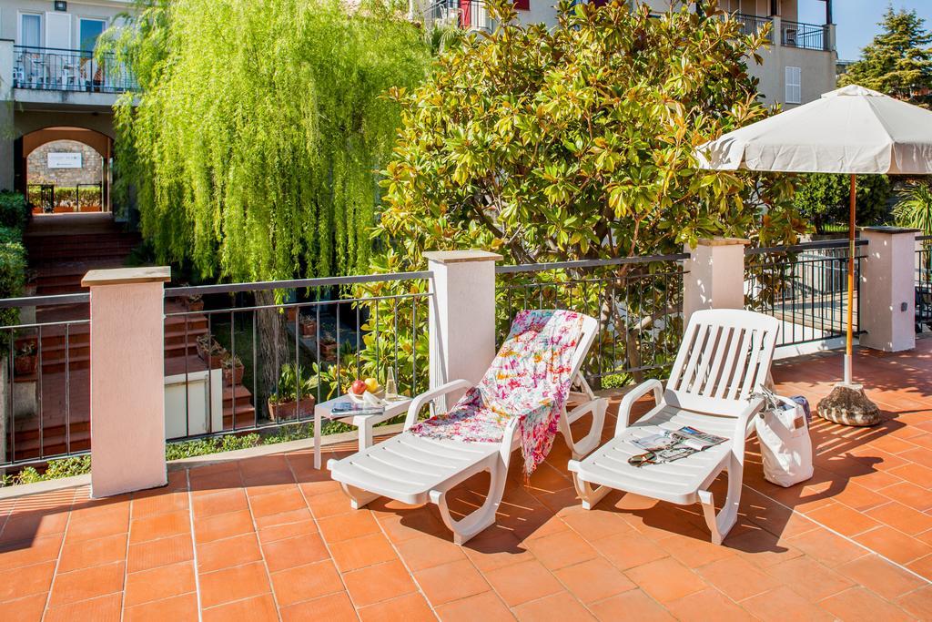Il Borgo Della Rovere San Bartolomeo Al Mare Exterior foto