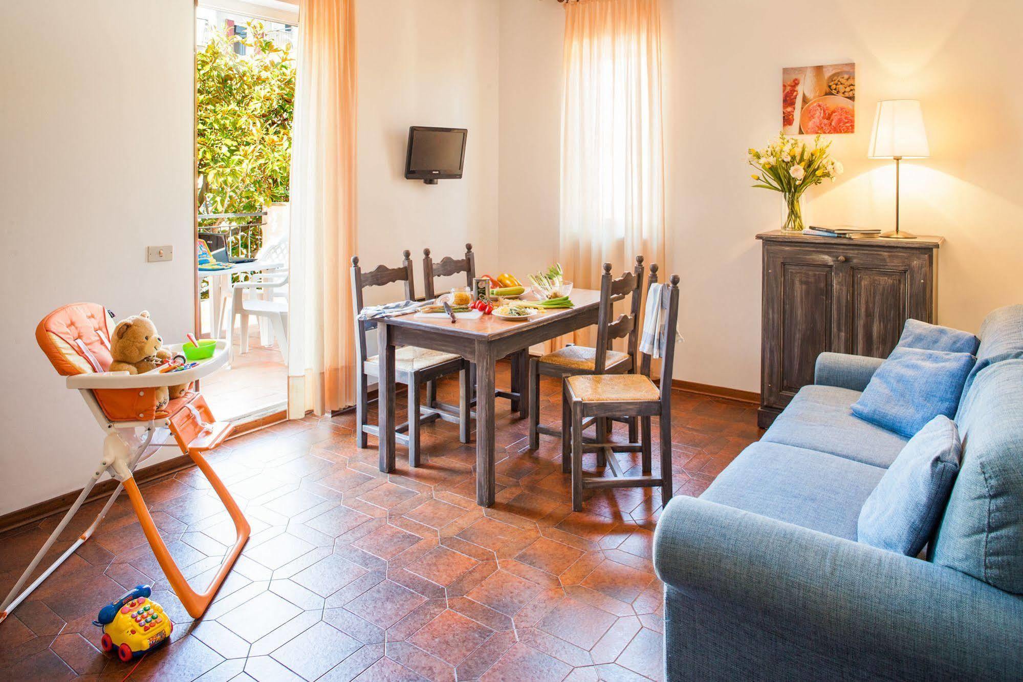 Il Borgo Della Rovere San Bartolomeo Al Mare Exterior foto